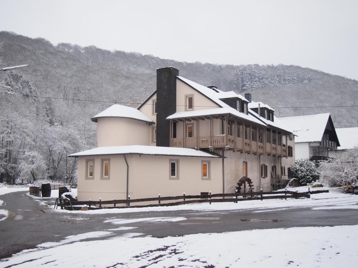 Alte Baeckerei Apartment Bescheid Екстериор снимка