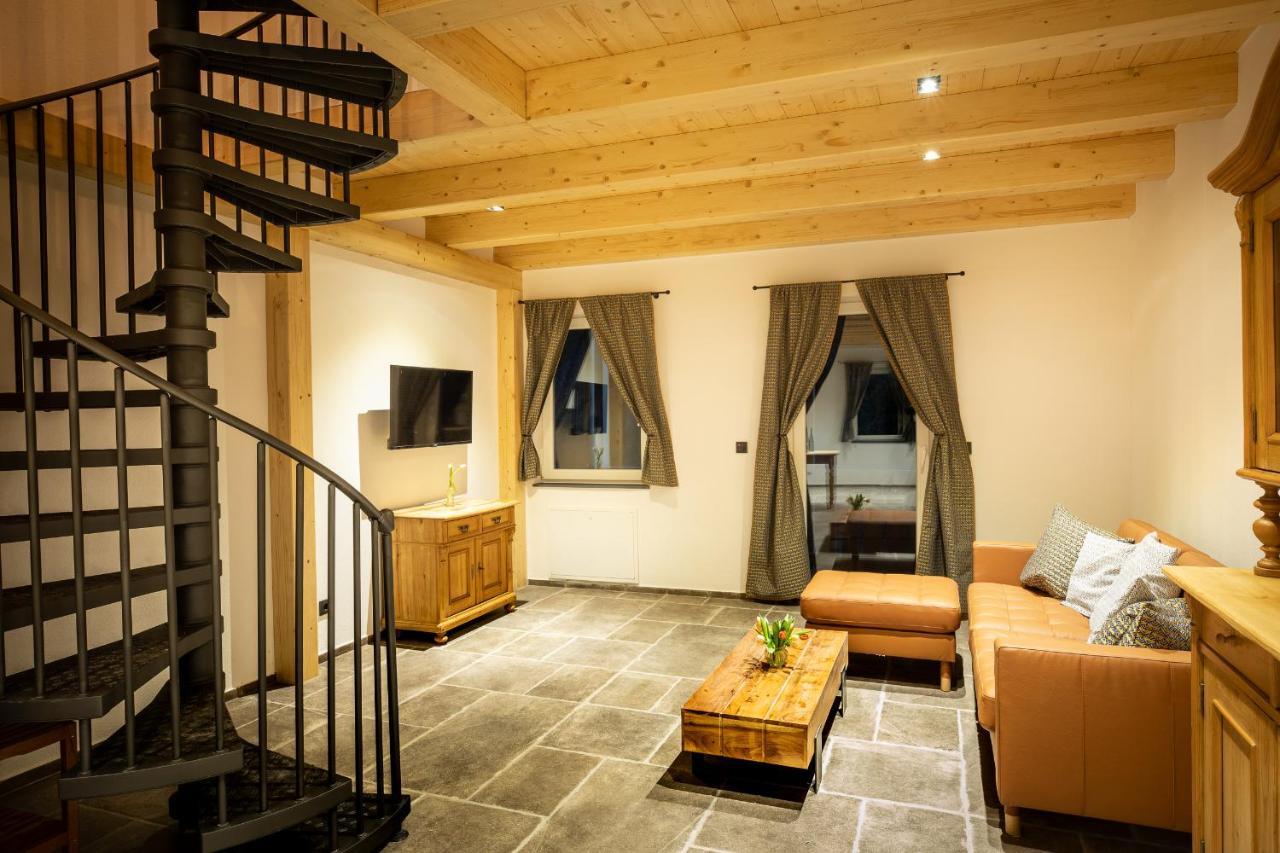 Alte Baeckerei Apartment Bescheid Екстериор снимка